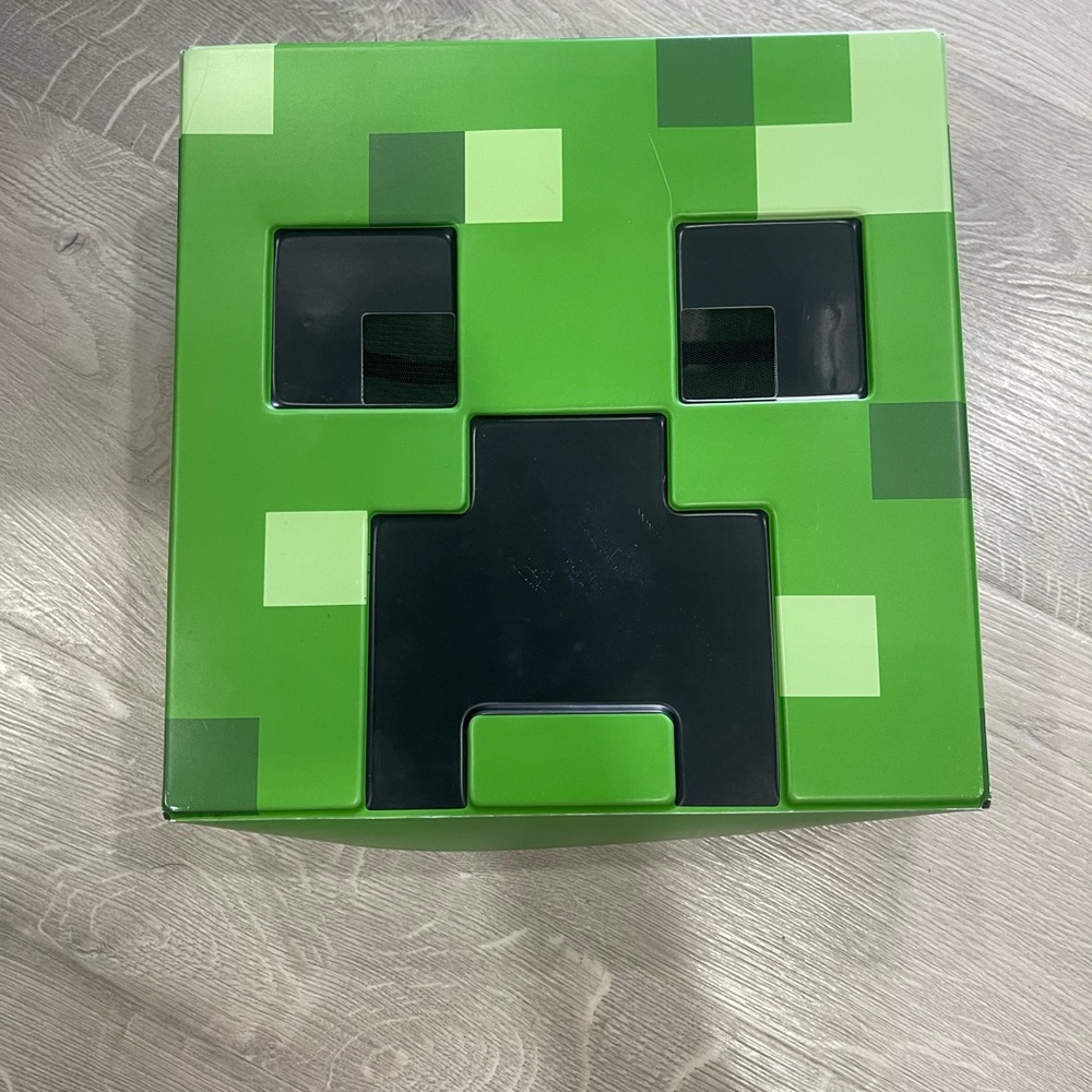 4 for $20 — Minecraft Creeper face mask (youth) costume